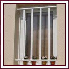 Grilles de fenêtre en fer forgé, barreaux de fenêtre