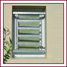Grilles de fenêtre en fer forgé, barreaux de fenêtre